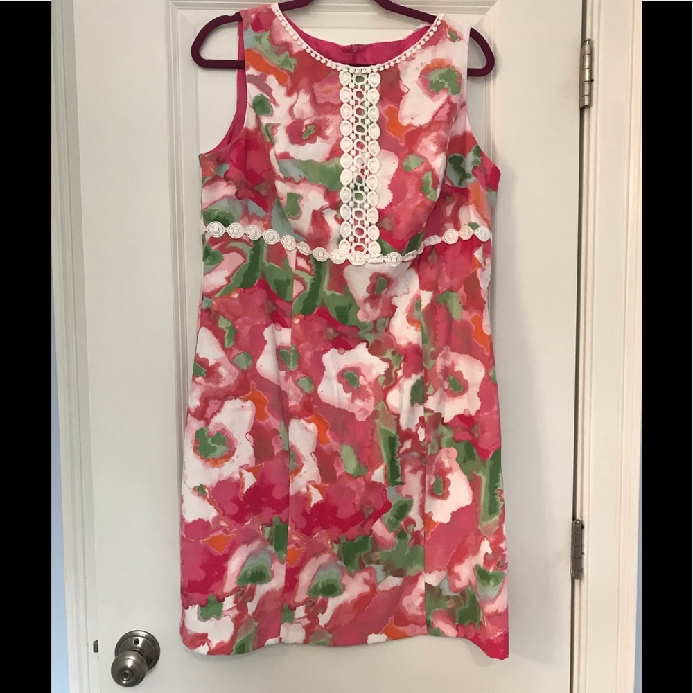 Spring floral lace sleeveless dress